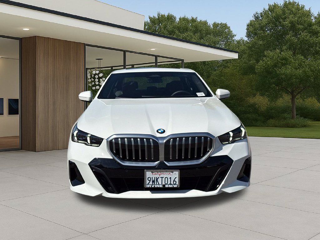 Used 2026 BMW 530i w/ M Sport Package RWD image 4
