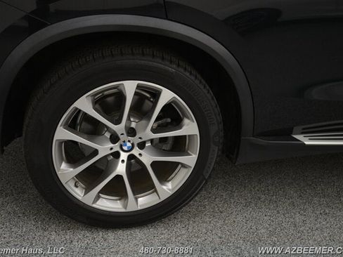 Used 2019 BMW X5 xDrive40i AWD/4WD image 46