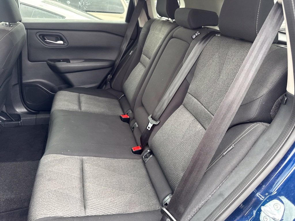 Used 2024 Nissan Rogue SV AWD/4WD image 12