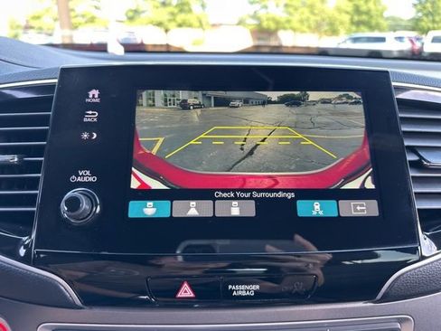 Used 2024 Honda Passport EX-L image 42