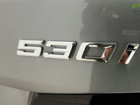 Used 2023 BMW 530i w/ M Sport Package RWD image 33