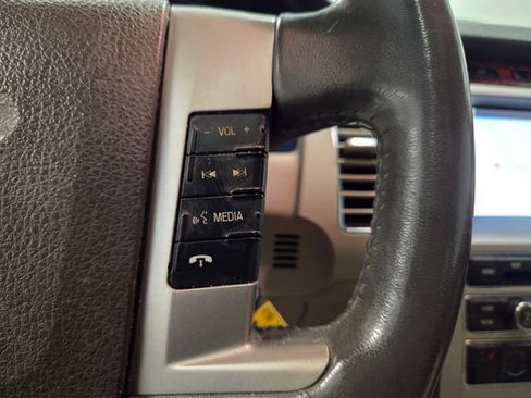 Used 2011 Ford Flex Limited w/ Rapid Spec Order Code FWD image 28