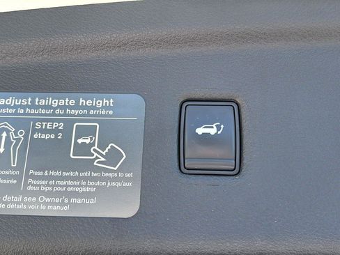 Used 2019 INFINITI QX50 Essential w/ Proassist Package FWD image 18