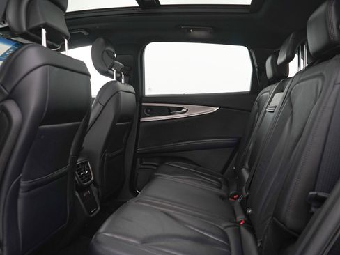 Used 2019 Lincoln Nautilus Reserve AWD/4WD image 19