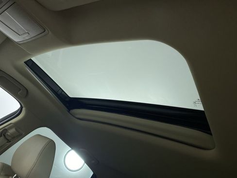 Used 2020 Acura MDX SH-AWD w/ Technology Package image 11