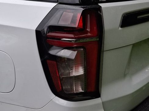 Certified 2023 Chevrolet Tahoe Z71 w/ Luxury Package AWD/4WD image 9