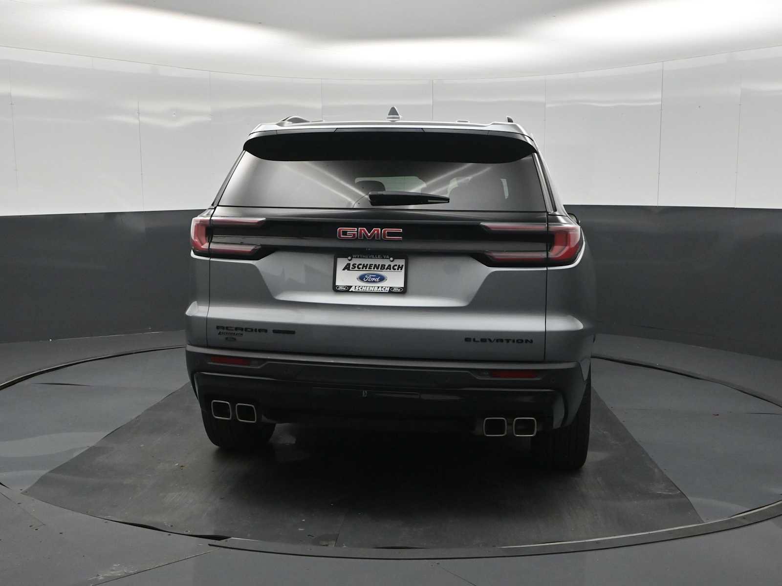 Used 2025 GMC Acadia Elevation w/ Black Edition AWD/4WD image 8