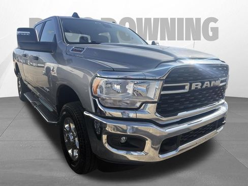 Used 2024 RAM 2500 Big Horn AWD/4WD image 3