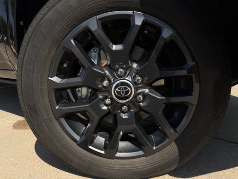 Used 2023 Toyota Tundra Platinum RWD image 9