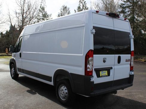 Used 2018 RAM ProMaster 2500 w/ Mopar Trailer Tow Group image 3