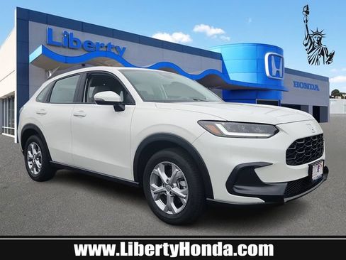 Used 2025 Honda HR-V LX image 1