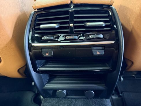 Used 2019 BMW 530i image 32