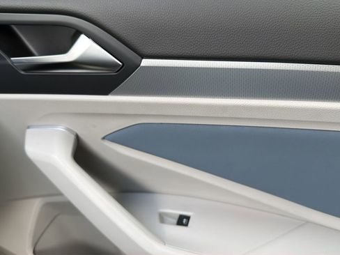 New 2026 Volkswagen Jetta SE FWD image 12