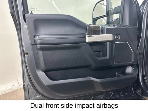 Used 2020 Ford F350 Lariat w/ Lariat Value Package AWD/4WD image 39