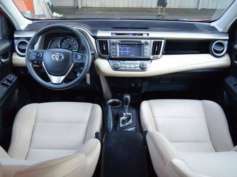 Used 2014 Toyota RAV4 XLE AWD/4WD image 14
