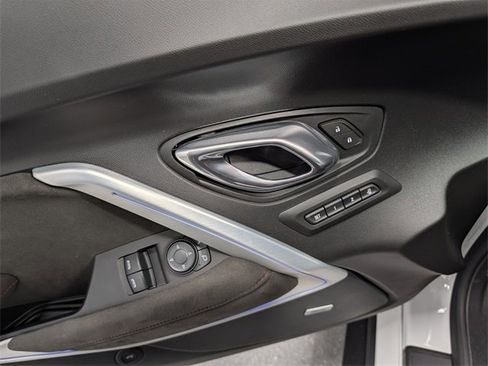 Used 2018 Chevrolet Camaro ZL1 image 14