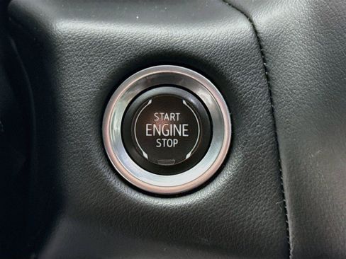 Used 2023 Chevrolet Tahoe Premier RWD image 22