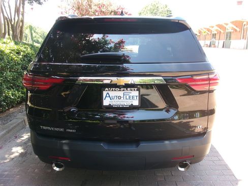Used 2023 Chevrolet Traverse LT w/ LPO, Floor Liner Package AWD/4WD image 7