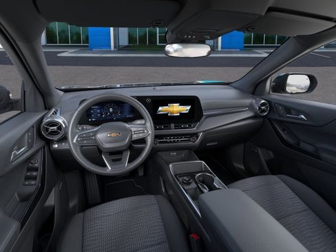 New 2026 Chevrolet Equinox LT FWD image 15