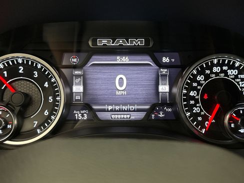 Used 2022 RAM 1500 Big Horn AWD/4WD image 13