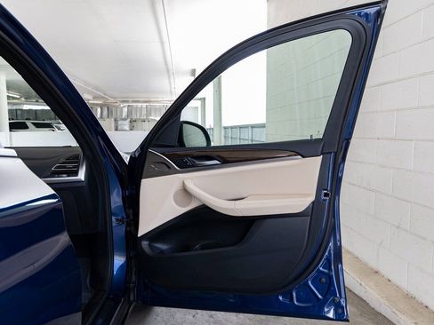 Used 2023 BMW X3 sDrive30i w/ Premium Package image 25