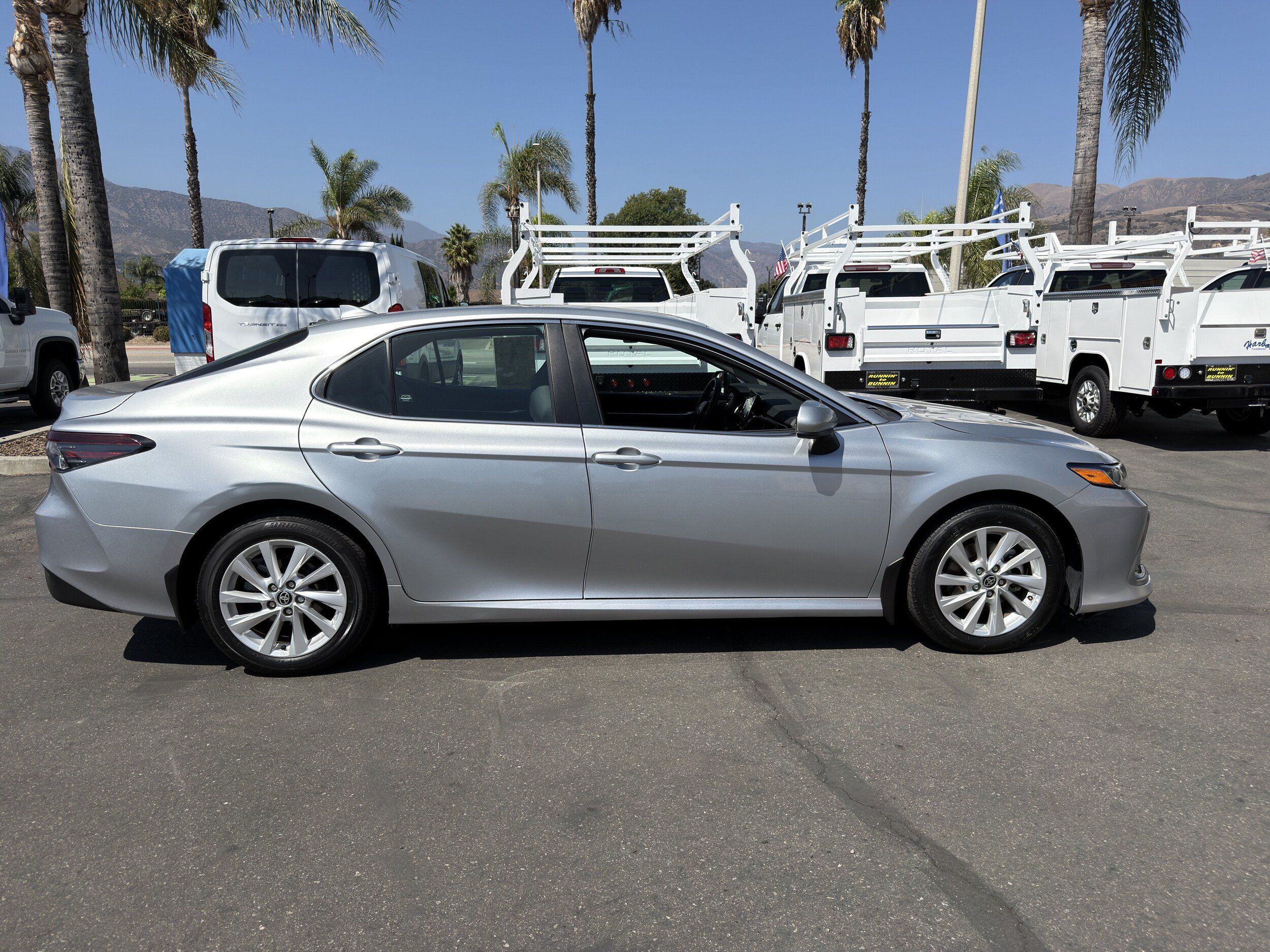 Used 2024 Toyota Camry LE FWD image 9