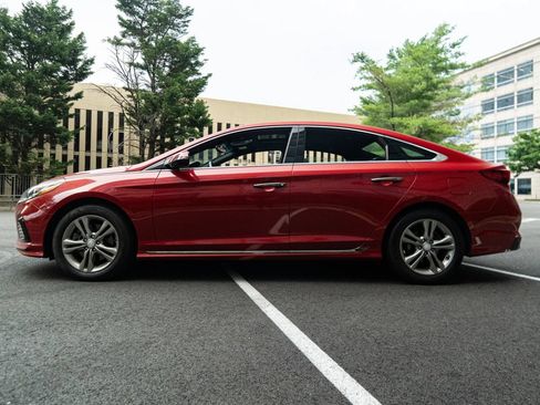 Used 2019 Hyundai Sonata Sport w/ Tech Package 03 FWD image 6