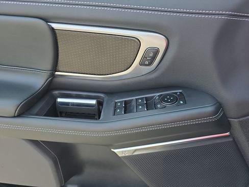 New 2026 Ford Expedition Platinum w/ Stealth Appearance Package image 30