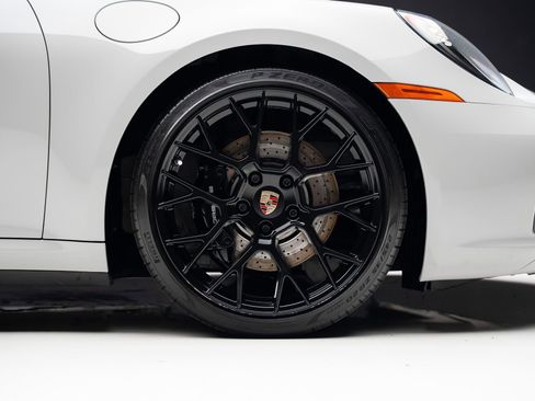 Used 2021 Porsche 911 Carrera S RWD image 42
