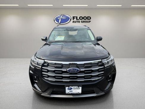New 2026 Ford Explorer Active w/ Active Comfort Package AWD/4WD image 2