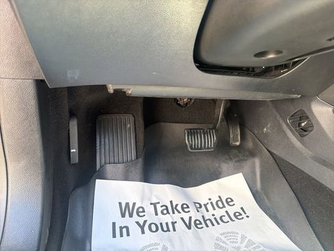 Used 2019 Ford Fusion SE FWD image 21