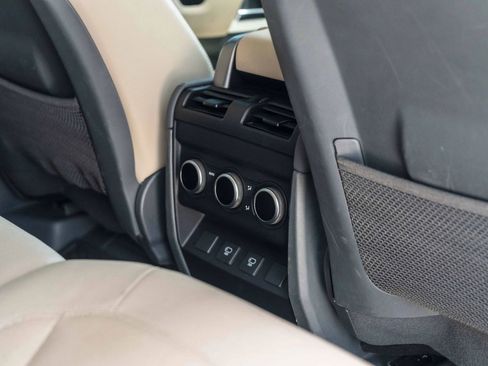 Used 2023 Land Rover Defender 110 S image 24