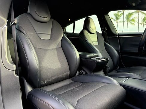 Used 2017 Tesla Model S 60 image 9