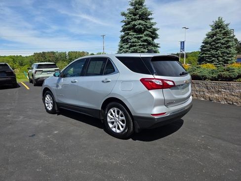 Used 2018 Chevrolet Equinox LT AWD/4WD image 2