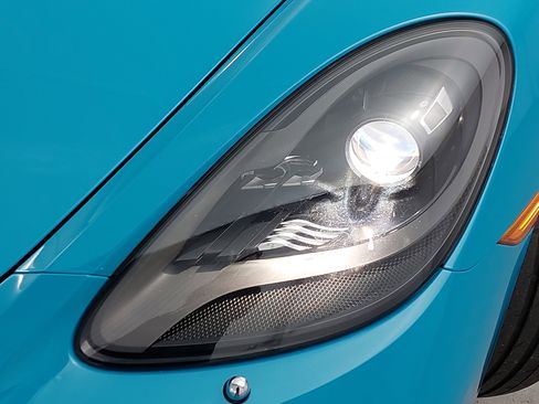 Used 2018 Porsche 718 Boxster image 27