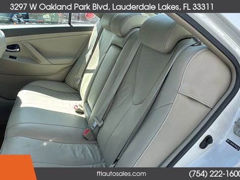 Used 2009 Toyota Camry Hybrid image 29