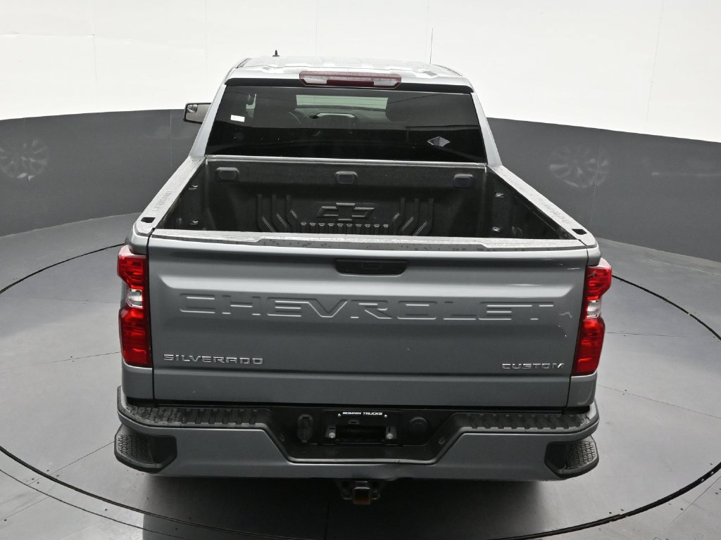 Used 2023 Chevrolet Silverado 1500 Custom RWD image 18