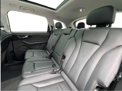 Used 2023 Audi Q7 2.0T Premium w/ Convenience Package AWD/4WD image 25