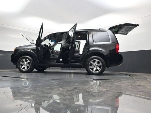 Used 2011 Honda Pilot Touring image 39