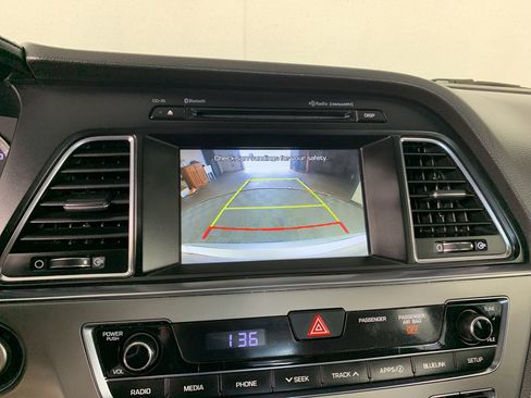 Used 2016 Hyundai Sonata Limited image 27