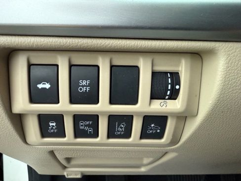 Used 2015 Subaru Legacy 2.5i Limited image 29