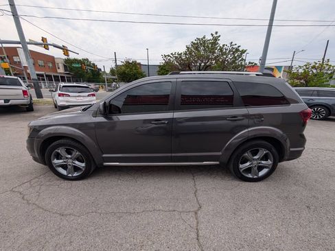 Used 2016 Dodge Journey Crossroad FWD image 9
