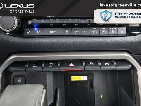 Used 2023 Toyota Tundra Limited AWD/4WD image 19