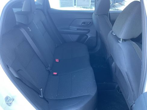 Used 2025 Nissan Kicks S image 18