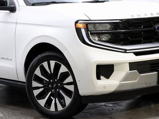 New 2025 Ford Expedition Max Platinum w/ Driver's Package video 3