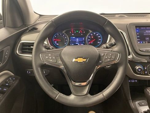 Used 2020 Chevrolet Equinox LT w/ Driver Convenience Package image 14