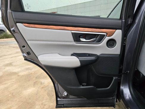 Used 2019 Honda CR-V EX-L image 16