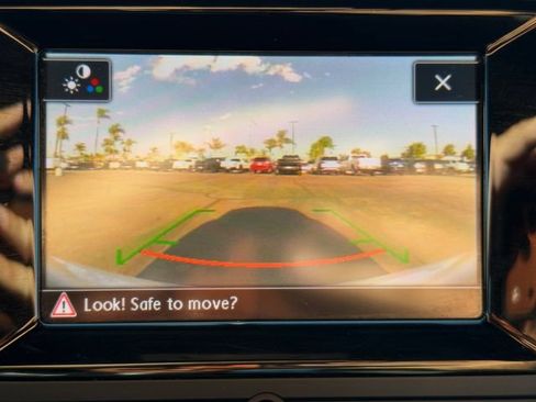 Used 2018 Volkswagen Beetle 2.0T S FWD image 13