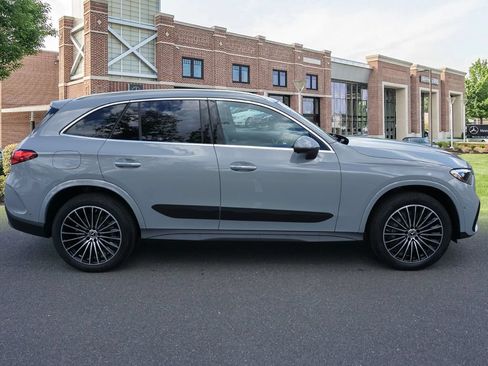 Certified 2025 Mercedes-Benz GLC 300 4MATIC image 6