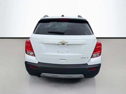 Used 2015 Chevrolet Trax LT w/ LT Sun and Sound Package FWD image 7